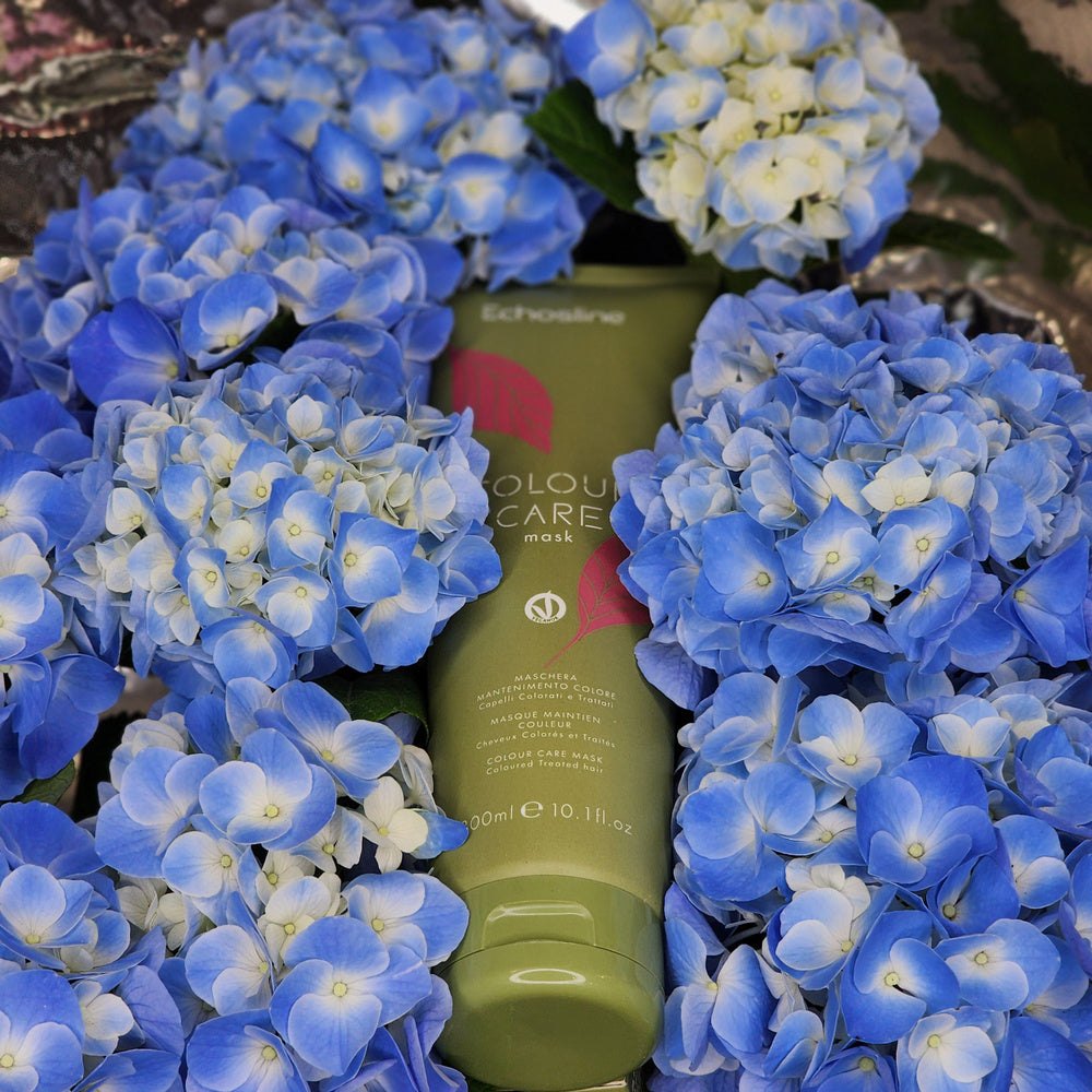 Boyalı saçların qorunması və parlaqlıq verəcək maska