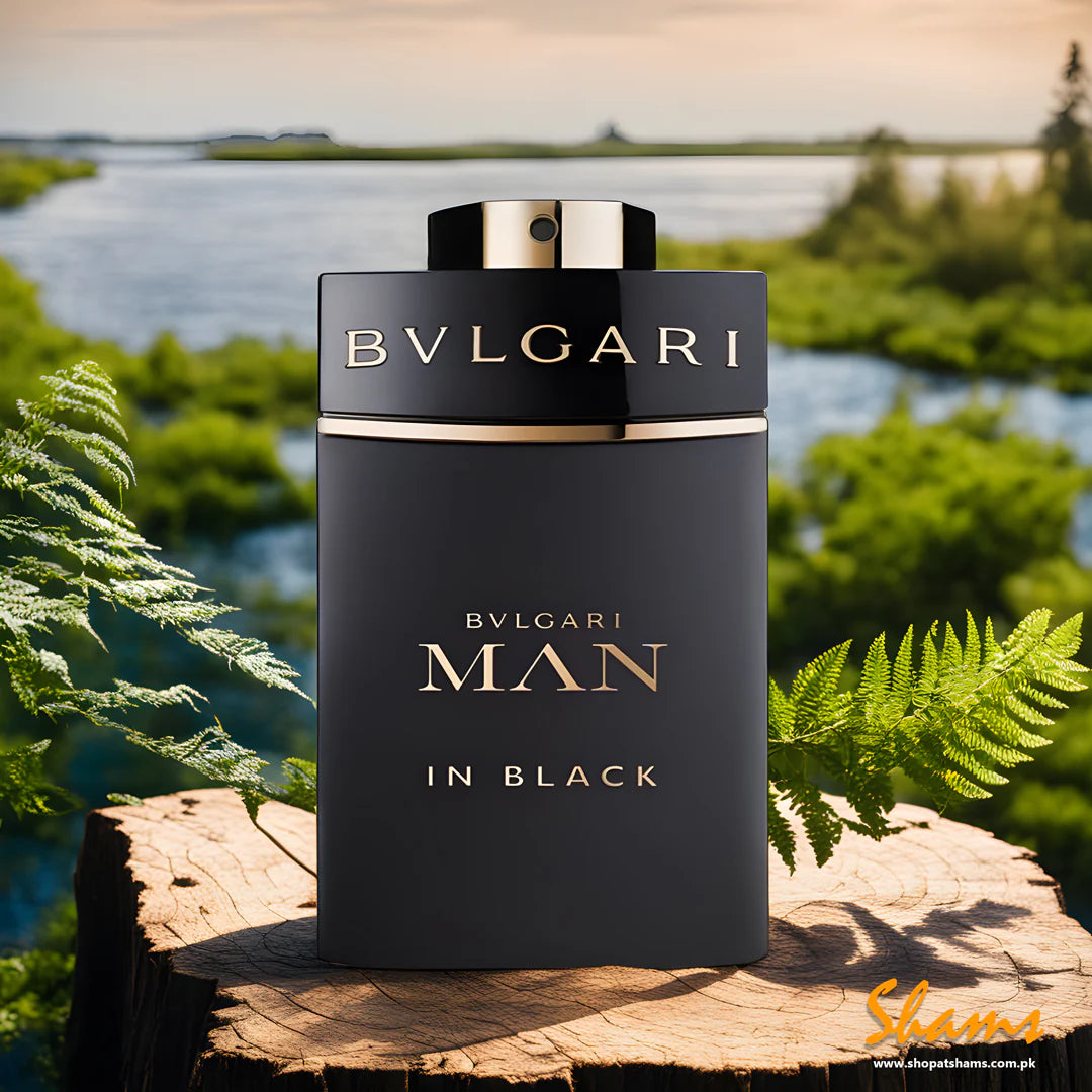 Bvlgari Man In Black Eau de Parfum Intense 100 ml flakonu və qutusu — dərin və güclü kişi ətri
