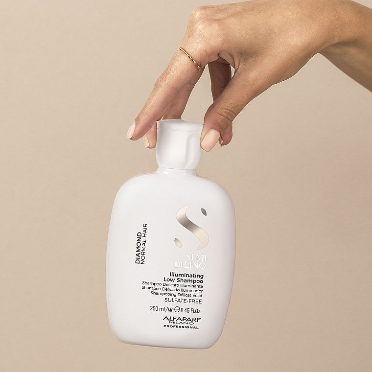 ALFAPARF Milano Semi Di Lino Diamond Illuminating Low Shampoo 250ml – Parlaqlıq verən sulfatsız şampun