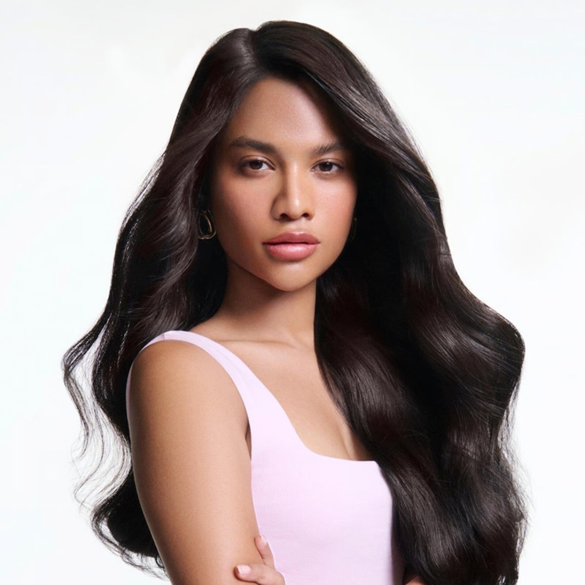 Qalın və tüklənən saçlar üçün anti-frizz krem