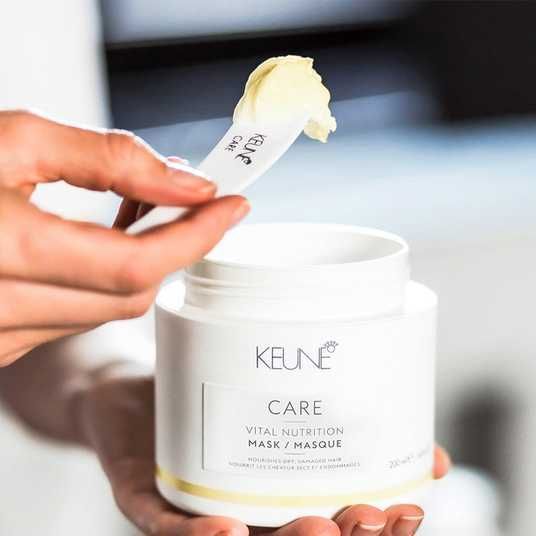 Quru və zədələnmiş saçlar üçün bərpaedici maska